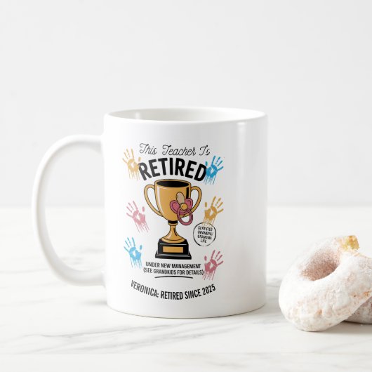 Personnalisé Ce professeur est retraité Mug (Avec donut)