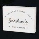 Personnalisé fait maison avec amour Ma cuisine Rus<br><div class="desc">Découvrez notre enseigne personnalisée "Maison faite avec amour" Cuisine Rustique Boite en Bois, un ajout charmant et personnalisable à votre décor de cuisine ou un cadeau chaleureux pour les amateurs de cuisine. Keepsaké customisé : Ce panneau en bois rustique peut être personnalisé avec votre nom, en faisant un gardien chéri...</div>