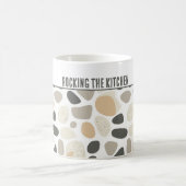 Personnalisé "Rocking the Kitchen" Café Mug (Centre)