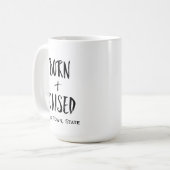 Personnalisé Ville natale Né et élevé café Mug (Devant gauche)