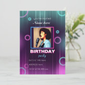 Personnaliser la musique néon invitation fête d'an (Debout devant)