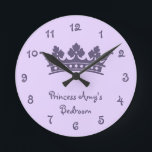 Personnalité de Purple Princesse Girl<br><div class="desc">Personnalized Purple Princess Girl's Menacom wall clock. Background color can be customized to white or other coordinating color of your choosing. click customize</div>