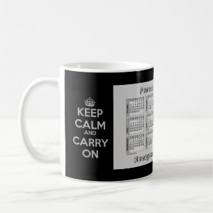 Personne 2019 du calendrier d'année par la tasse