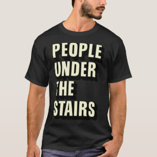 personnes sous les escaliers Essential T-Shirt