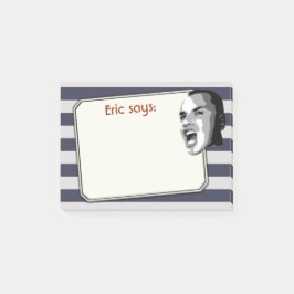 Persoon schreeuwen op zilveren strepen op elke kle post-it® notes