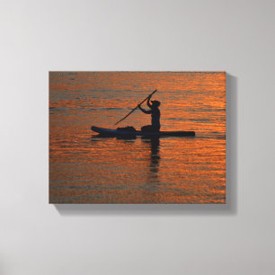 Persoon silhouet kajakken bij de rivier canvas afdruk