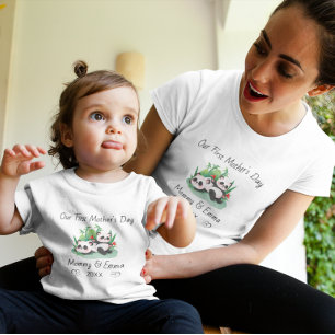Persoonlijk afgestemde eerste Moederdag Panda Moed Tri-Blend Shirt