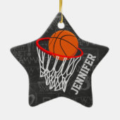 Persoonlijk Chalkboard Basketball en Hoop Keramisch Ornament (Achterkant)