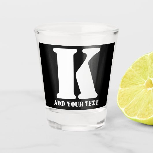 Persoonlijk Initialen Zwart Aangepaste Moderne Tek Shot Glas (Voorkant)