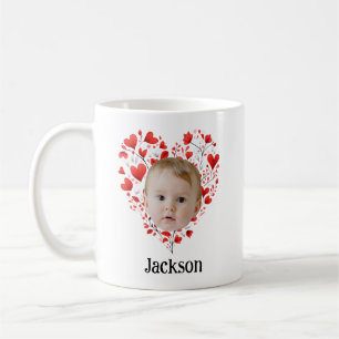 Persoonlijk knuffel babygezicht met hartpatroon koffiemok