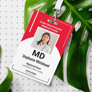 Persoonlijk medisch personeel foto ID rode badge