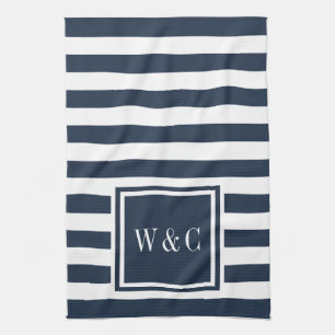 Persoonlijk monogram in marineblauw met witte stre theedoek