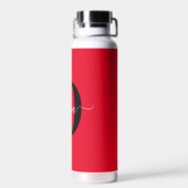 Persoonlijk Monogram Script Naam Rood Zwart Wit Waterfles (Achterkant)