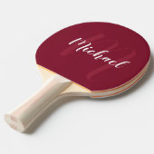 Persoonlijk Script Monogram en Naam Burgundy Red Tafeltennisbatje (Voorkant Gekanteld)