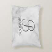 Persoonlijk wit marmeren script monogram en naam accent kussen (Voorkant(Verticaal))