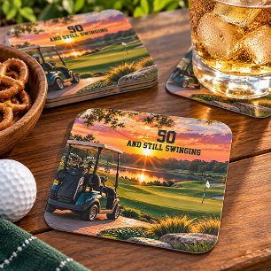 Persoonlijke 50e verjaardag golfparty golfkar vierkante kartonnen onderzetter