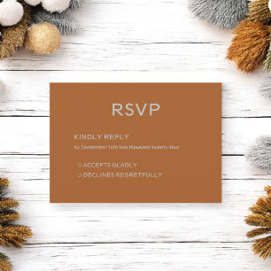 Persoonlijke bruine herfsttrouwkaart RSVP kaartje