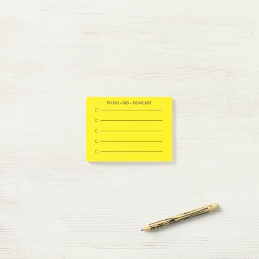 Persoonlijke checkbox lijst geel post-it® notes (Op bureau)