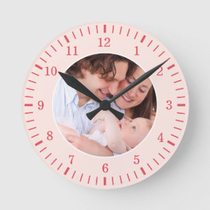 Persoonlijke familiefoto roze & rode klassieker ronde klok