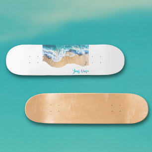 Persoonlijke naam Oceaan golven op het strand Skateboard