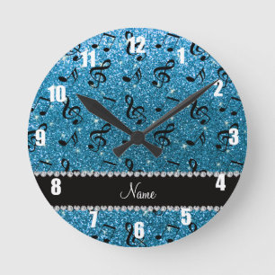 Persoonlijke naam sky blue glitter muzieknoten ronde klok