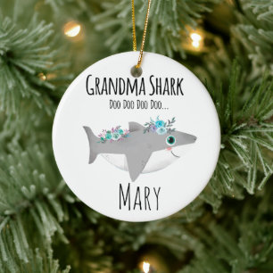Persoonlijke oma Shark Doo Doo Doo Keramisch Ornament