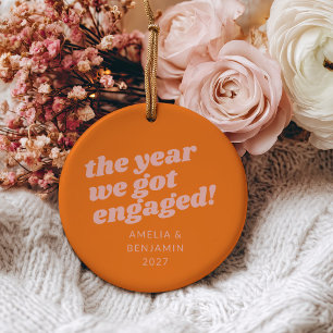 Persoonlijke Roze Oranje Eerste Kerst Verloving Keramisch Ornament