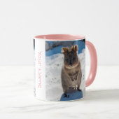 Persoonlijke schattige en gelukkige quokka op het  mok (Voorkant rechts)