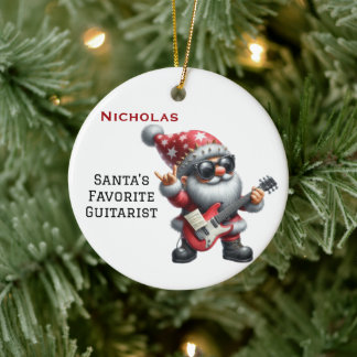 Persoonlijke Schattige Kerstman Dwerg Speelt Gitaa Keramisch Ornament