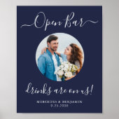 Persoonlijke trouwfoto met open bar in Navyblauw Poster (Voorkant)