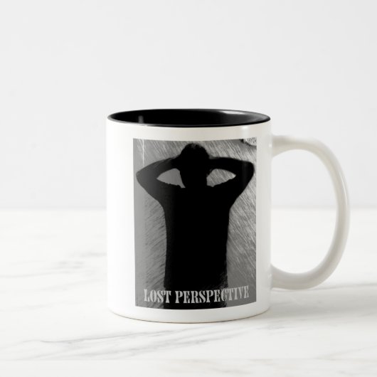 PERSPECTIVE PERSPECTIVE SHOTBEFORE MUG (Droit)