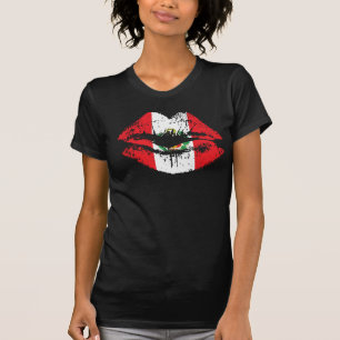 Peru lipt een shirt voor vrouwen.