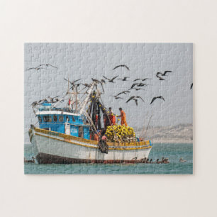 Peru, Los Organos. Gevist Boat in Los Organos Legpuzzel