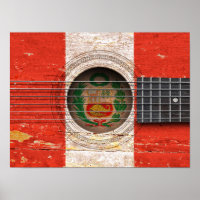 Peruaanse vlag op oude akoestische gitaar