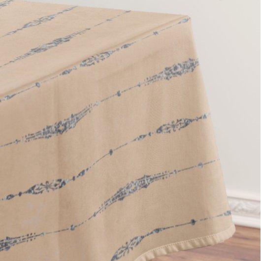 perzik en elegant zilvergrijs gestreept tafelkleed