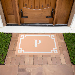 Perzik en Wit Grieks Sleutel Lijst Monogram Deurmat