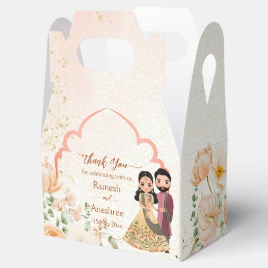 Perzikbloemen schattig Indiaas bruidskoppel op maa Bedankdoosjes (Geopend)