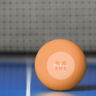 Perzikkleur van 2024 met de naam van het douanemon pingpongballen