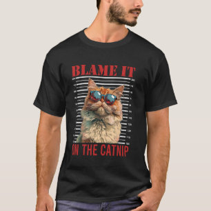 Perzische kat geeft de schuld aan de kattenkruid P T-shirt