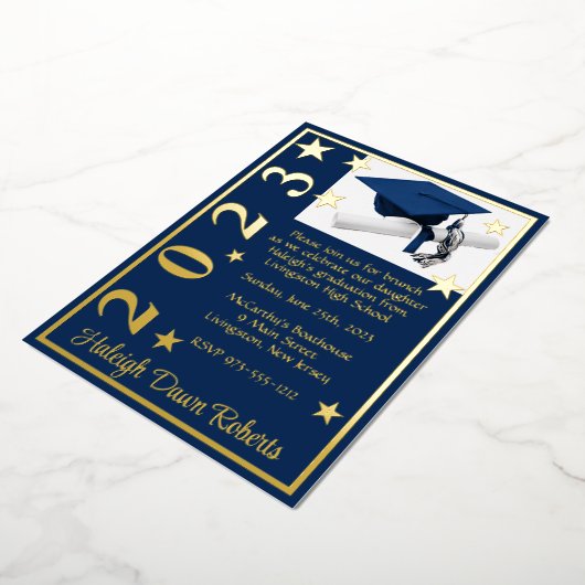 Pet, Diploma en sterren, donkerblauw en goudblauw  Folie Uitnodiging (Gedraaid)