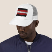 Pet met satanisme vlag (In situ)