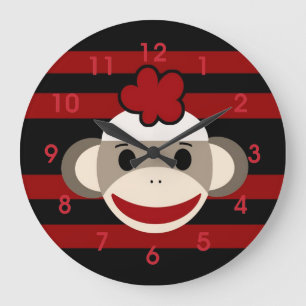 Pet met zwarte en rode sokaakkapje grote klok