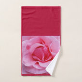 Pétales de rose rose (Serviette à main)