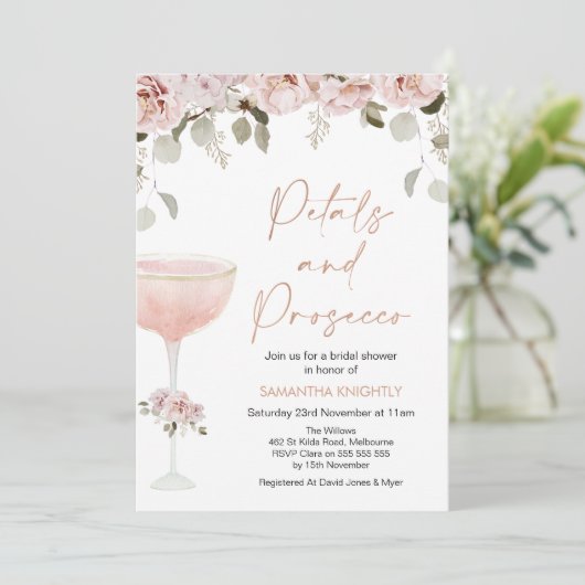 Petals Prosecco Blush Bloemen QR Code Vrijgezellen Kaart (Staand voorkant)