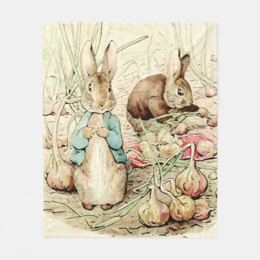 Peter & Benjamin Gather Onions by Beatrix Potter Fleece Deken (Voorkant)