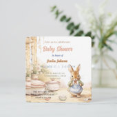 Peter Rabbit Baby shower Invitation (Debout devant)