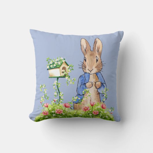 Peter the Rabbit in Zijne Garden Kussen (Voorkant)