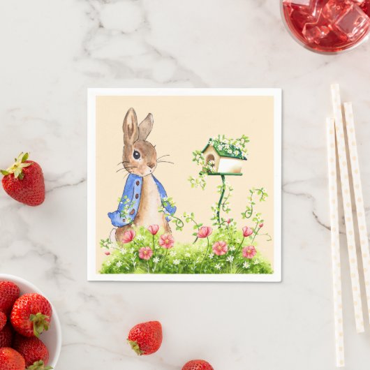 Peter the Rabbit in Zijne Garden Servet (Insitu)