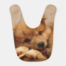Petey le chiot avec l'os, bavoir personalizable