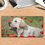 Petit Chien Personnalisé Simple Animaux De Compagn<br><div class="desc">Ce tapis de bureau dispose d'une photo personnalisable, parfaite pour présenter votre meilleur ami. Le design moderne et mignon est idéal pour les mamans de chien ou toute personne à la recherche d'un accessoire de bureau amusant. Il s'agit d'un excellent ajout à n'importe quel espace de bureau et peut être...</div>